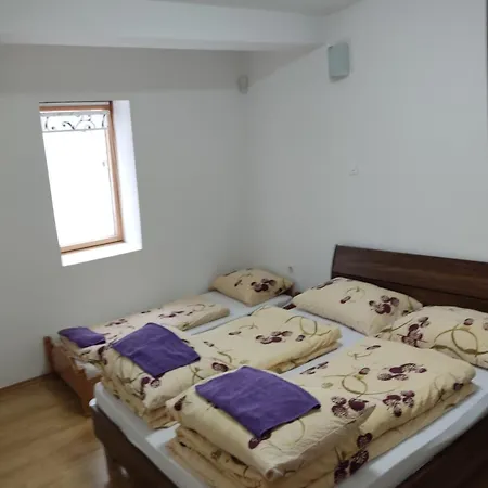 Colic Apartment