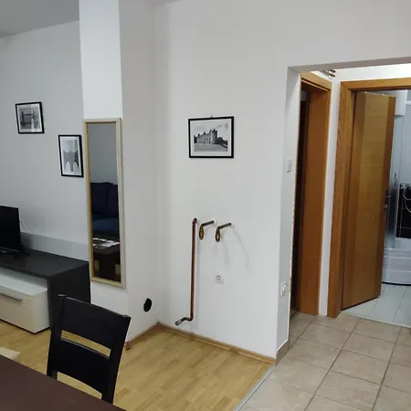 Colic Apartment