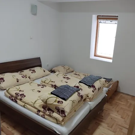 Apartment Colic