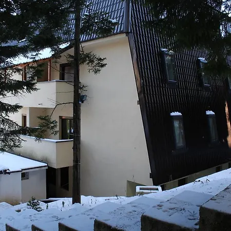 Apartment Colic